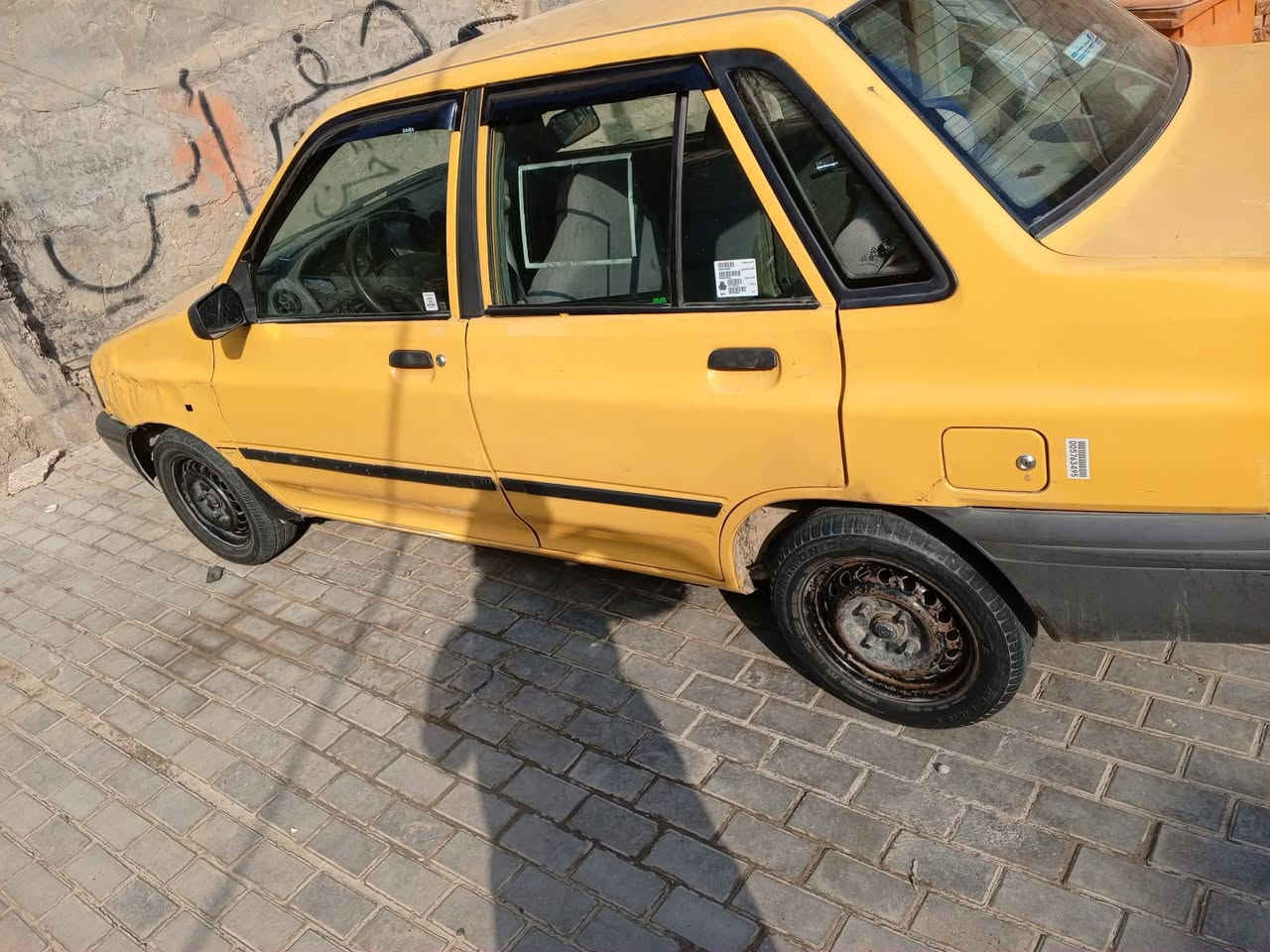 سلام عليكم سايبة موديل 2012 للبيع رقم انكليزي باسمي الشواصي نضاف الجاملغ الامامي بيه ضربة مثل ما موضج مكينة بيها تبخير تبريد شغال مطلوبة 400 مرور +50 هيئة تنزل من سعر الشراء السعر 19 و بيها مجال العنوان بغداد حي البساتين السنويه الحد 2031 للتواصل ***********
