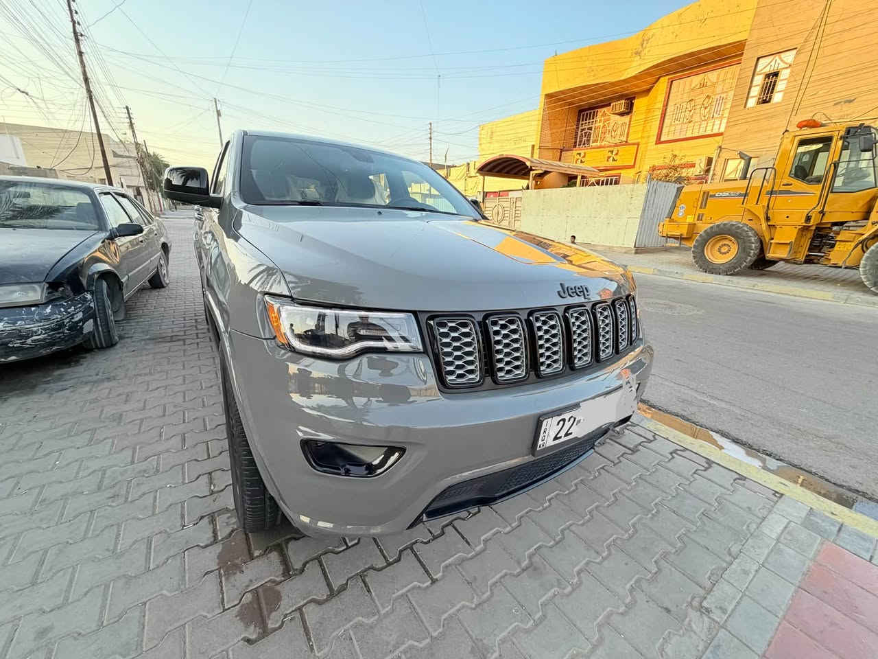 جيب كراند شيروكي ٢٠٢٢
فئة بلاك توب

لون مميز اسمنتي

موديل ٢٠٢٢

مكفولة كفالة عامة كلين تايتل

بيها ٣ سونارات وتقرير فاكس

رقم اربيل تحويل مباشر

ماشية ٦٧ الف كيلو متر 

فول مواصفات 

فتحة 

جنطة كهرباء 

رادارات 

حساسات امامية خلفية

سعر ٢٧٥$ وبي مجال للطيبين مكاني بغداد***********
