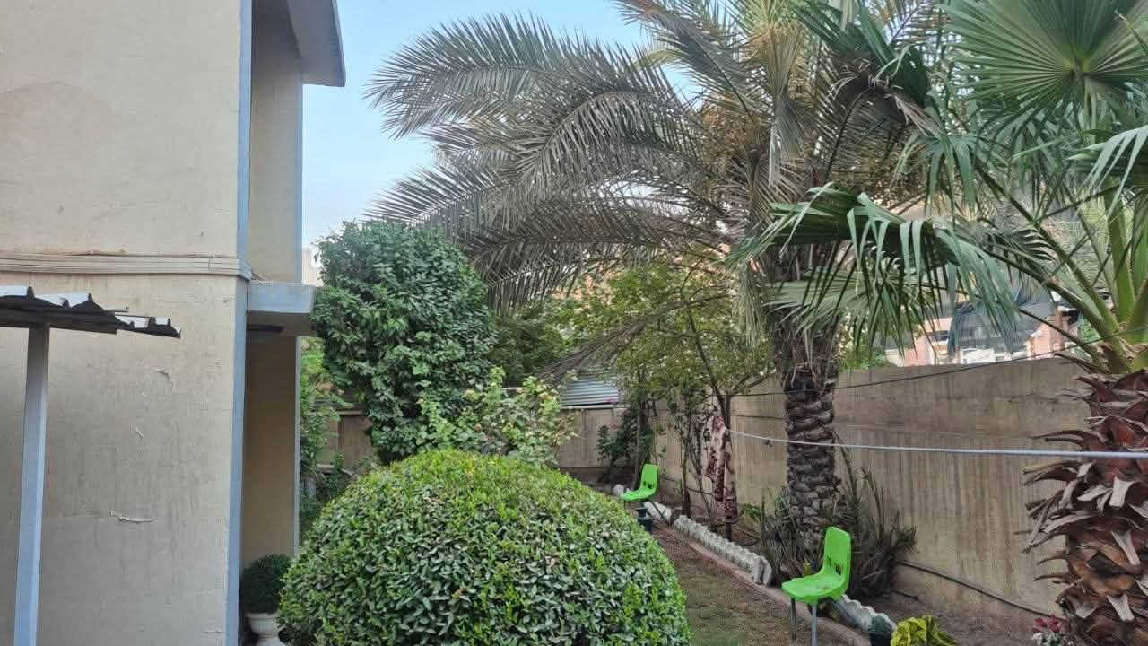 🏡 بيت للبيع – حي الإمام
📍 الموقع: حي الإمام – شارع المطبات
📐 المساحة: 400 م
📄 الطابو: صرف
🏠 البناء: طابقين
🛏️ عدد غرف النوم: 4 غرف
✅ يعتبر قطعة مميزة

📞 للاستفسار والاتصال: 

*********** 

11 يوليو2026
