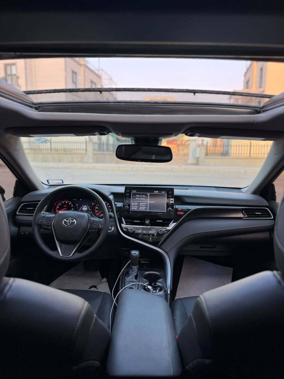 toyota camry ***********
مؤديل 2024  v4
مواصفات (XSE) فول فول. black
(به سمه ، پانؤراما ، كوشين جلد و كاره بايي و هيته ر ، شاشه گه وره ، شه حنى مؤبايل ، شه غال ، گير له سوكان ، گيج الكترؤنى ، ويل ره ش و سپؤرت ، ٣ مؤديلى لي خورين ، ٥ رادار، خه تى جاده) ته نها ده رگاى و نيوو جاملخ سبوغ پشت و پيشي كه پس هه موو شتيكى به شه رت (٤) هه زار رؤشتييه*********** أربيل, العراق
