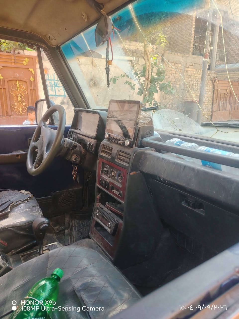سلام عليكم  سيارة كالوبر موديل ٩٦ للبيع مكينة وكير جدد ففتي 3000 السعر 40وبيها مجال للطيبين ***********
