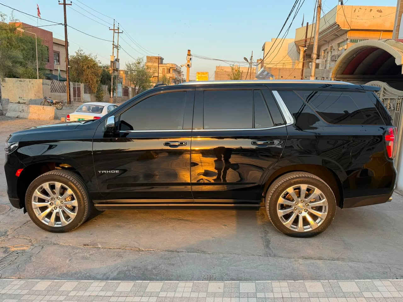 تاهو موديل 22بريمير رقم بغداد بسمي
سياره ماشيه ١٠٠ سياره. مكفواله من ضربه وصبغ فقط رصعات بيها بكانات كلش قليله بمكانين فقط سياره مراوس او بيع بكامري مومشكله مكان سياره ديالى بعقوبه رقم الهاتف ***********
