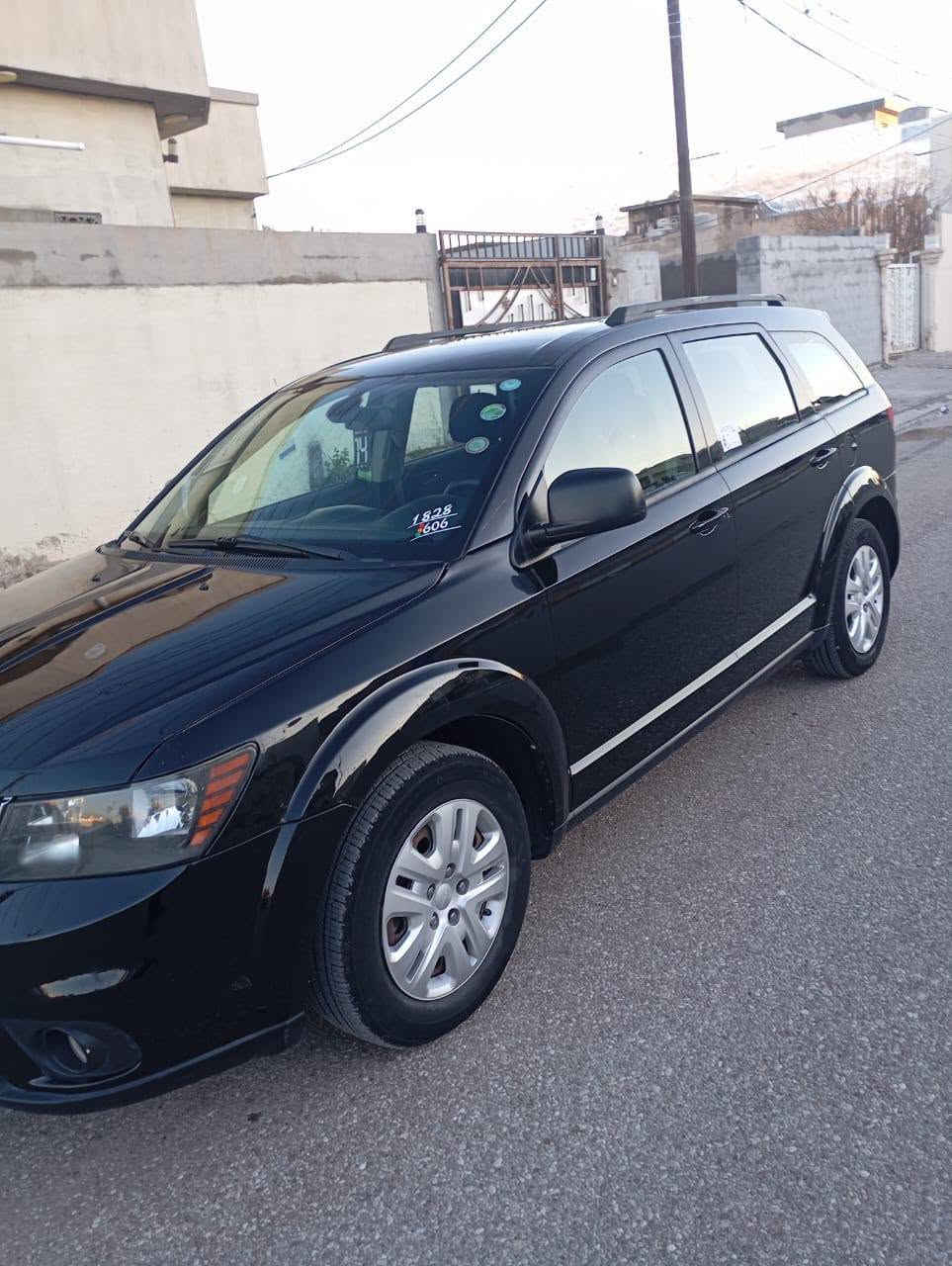🚘 للبيع دوج جارني Dodge Journey
▪️ اللون: أسود
▪️ نوع السيارة: SUV عائلية
▪️ عدد المقاعد: 7 ركاب
▪️ ناقل الحركة: أوتوماتيك
▪️ دفع: أمامي/حسب الفئة
▪️ السيارة واسعة ومناسبة للعائلة والسفر
▪️ تكييف
▪️ زجاج كهربائي
▪️ سنتر لوك
▪️ جنوط
▪️ داخلية واسعة ومريحة
موديل 2019
منظومة غاز .
فقط صورة الحادث 
📍 الموقع: كركوك 
📞 للاستفسار: [***********]
