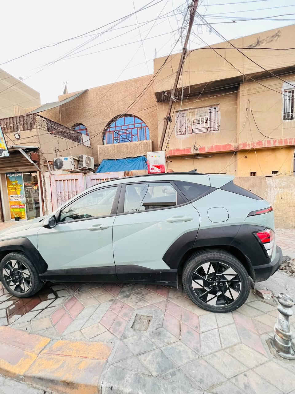 السلام عليكم مكلف بل نشر كونا 24نص فول مكينه 2000تيربو وارد أمريكي بيها 5قطع صبغ السياره بيها نقوصات بسيطه معروضه 137وبيها مجال لشراي مكان السياره بغداد***********
