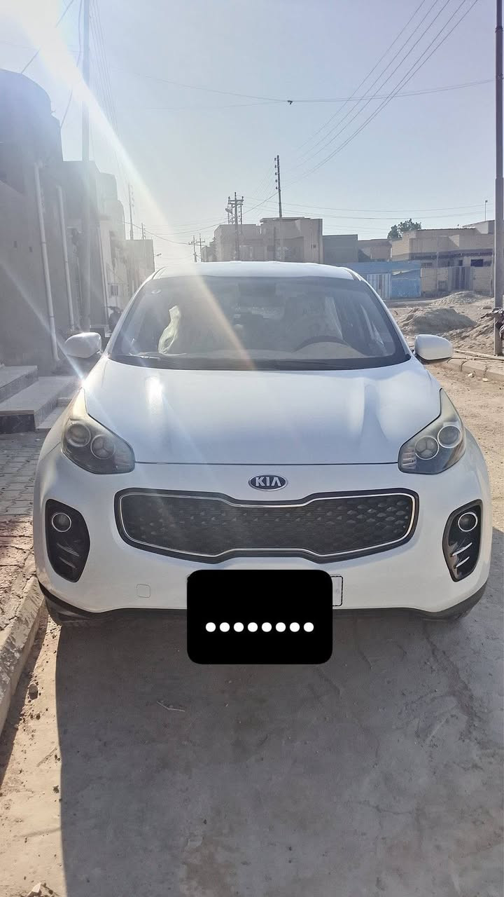 السلام عليكم 
كيه سبورتج 

موديل 2019

وارد امريكي 

ضربه: باب السياق 

ماشيه 50.000

 محرك 2400 
سنويه مثنى باسمي  2031
سياره على وضع الشركه 

الاستفسار والسعر على رقم ***********
