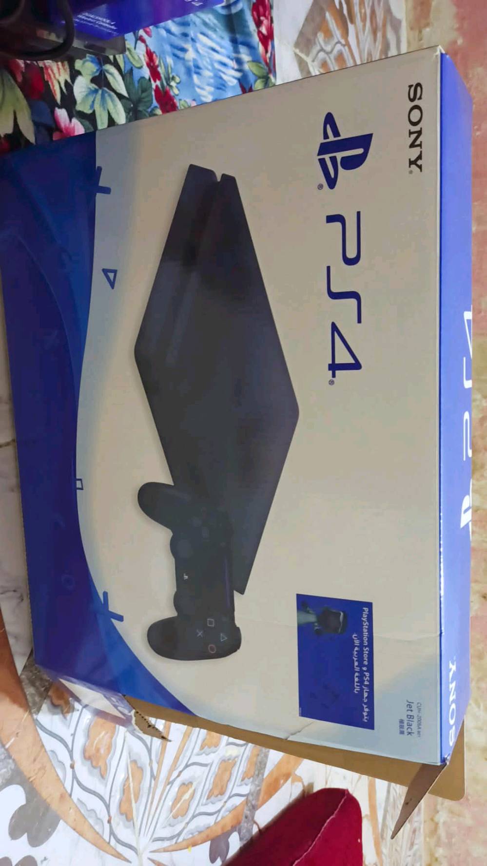 🎮 للبيع بلايستيشن 4 فات مهكر 🎮
━━━━━━━━━━━━━━━━━━━━
🔹 النوع: PS4 FAT
🔹 النظام: 12.02 قابل للتهكير بدون قرص - عن طريق الرابط
🔹 الذاكرة: 500 GB
🔹 التهكير: GoldHEN آخر إصدار +
🔹 الحالة: مستعمل جديد - نضافة 99% ما مفتوح صيانة ابد
🔹 الكرتونة: موجودة ويا الجهاز بكامل ملحقاتها الأصلية

🔹 الملحقات:
✔️ جوستك عدد 2 
✔️ كيبل HDMI
السعر 240لف وبي مجال حك الجيه
مكاني البصره قضاء شط العرب الكباسي