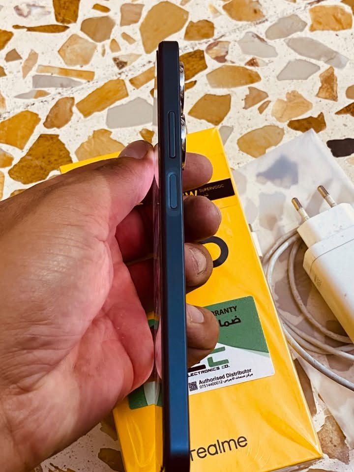 📱 للبيع: Realme C55 بحالة ممتازة
✅ الموديل: Realme C55
✅ الذاكرة: 256GB
✅ الكاميرا: 64MP
✅ المعالج: Helio G88
✅ البطارية: 5000mAh
✅ الشحن السريع: 33W SUPERVOOC
✅ الجهاز نظيف ويشتغل بدون أي مشاكل.
✅ مع الكارتون والشاحن الأصلي.

📩 للتواصل على وتساب ***********
