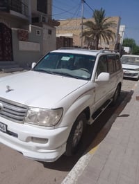 لاندكروزر • موديل ٢٠٠٣ • ٧ رقم بغداد