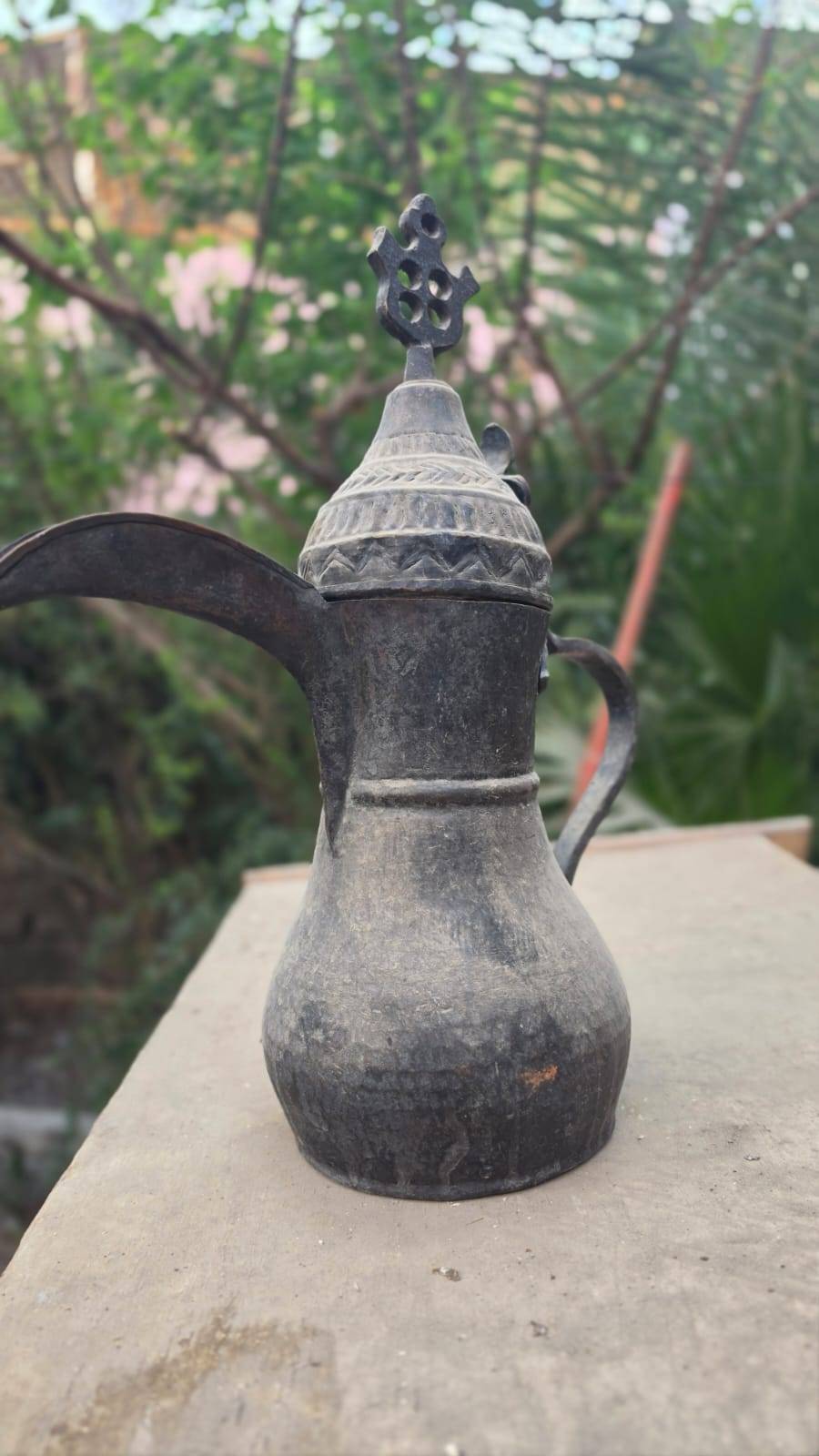 للبيع • مكلف بالنشر
