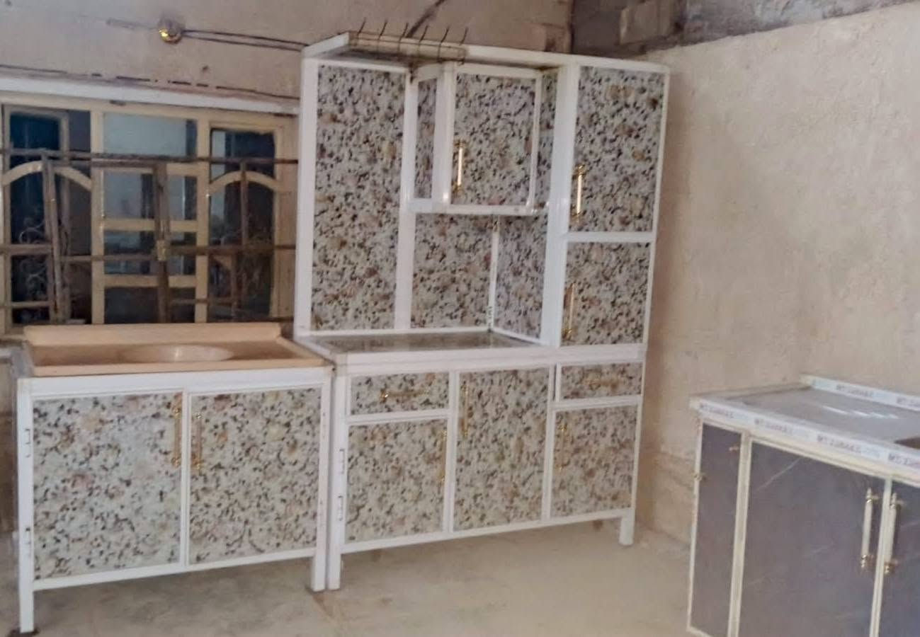 كاونتر تزكام اخو الجديد سنك مرمر السعر 250 بي مجال بسيط الشراي يتفضل خاص مكاني بغداد حي اور مقابل جامع الفردوس رقم الهاتف بي واتساب ***********
