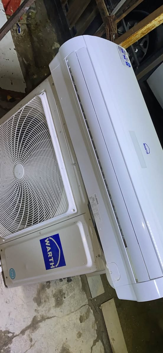 سبلت وارث 2 طن لجهاز كلش ضخم مستخدم صيفيه وحده كله بلادي كامل ريموت و بوري جديد وغازه لبلاد موجود جيب وشد 400 الف

بصره جبيله ***********
