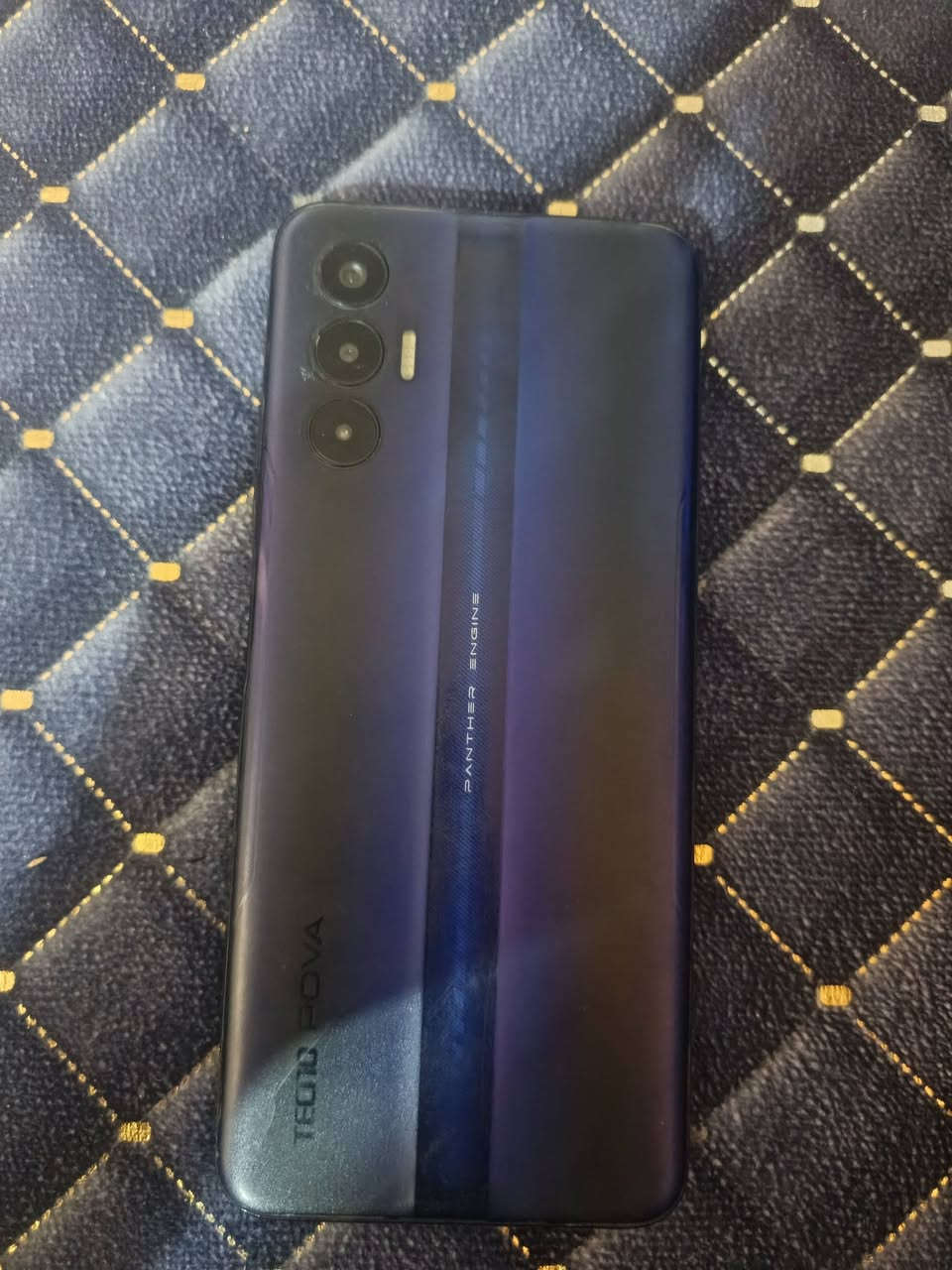 📱 للبيع تكنو POVA 3
الجهاز 6 رام + 5 رام توسعة، ذاكرة 128 گيگا، ومعالج Helio G88.
مبدل شاشة اصليه
📸 كاميرا خلفية 50 ميگا ثلاثية
🤳 كاميرا أمامية 8 ميگا
🤖 أندرويد 12
الجهاز شغال وكلشي بيه تمام، بس بي ضرر خفيف/فطر بسيط بالحافة من فوق مثل ما واضح بالصور.

للبيع أو المراوسه
مكاني ناصرية مركز 
تواصل ***********
