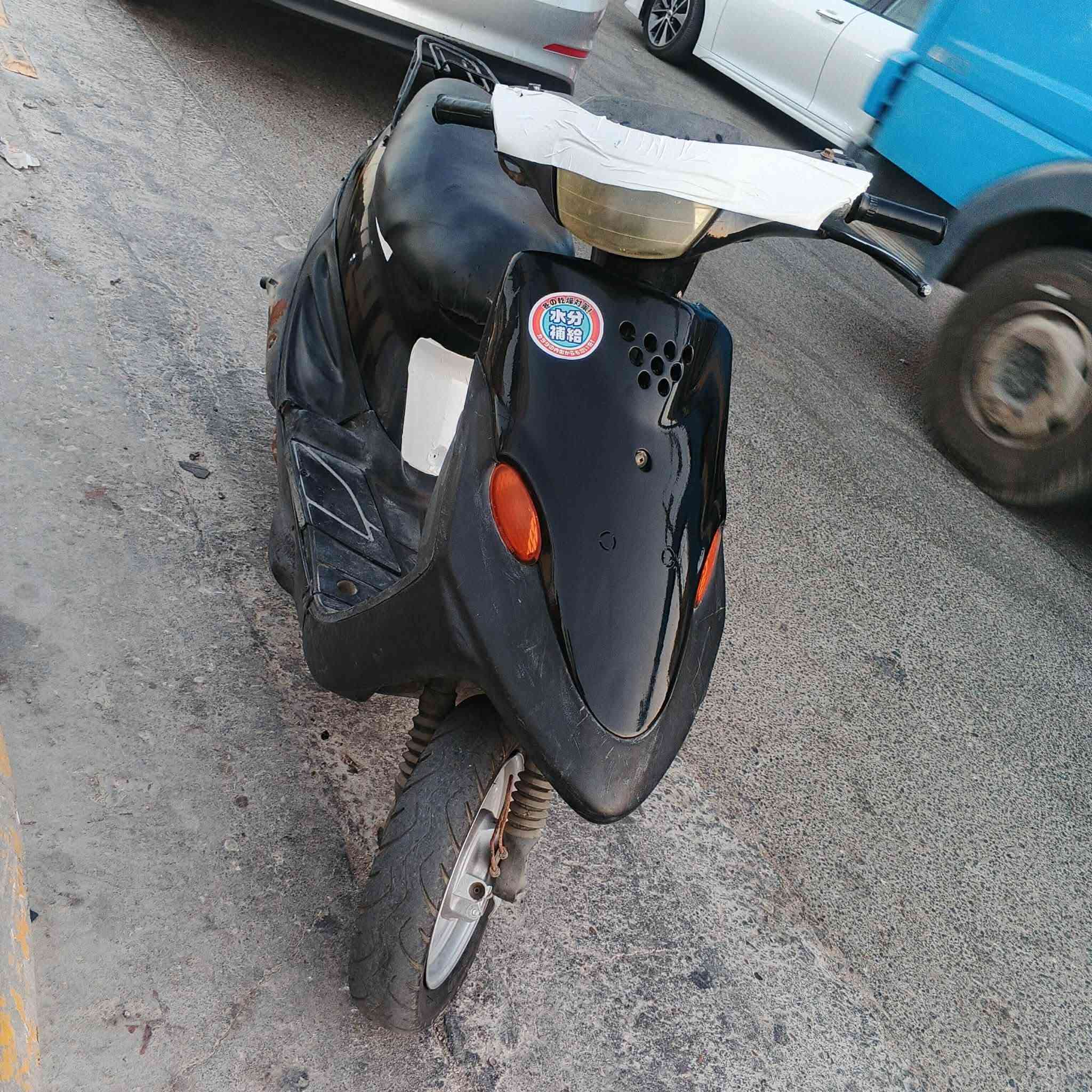 للبيع بيجي نضيفه وجاهزه مفتوحه مكينه ناعمه شاصيهه مابي شي كهربائياتهه شغاله لايت شغال بك لايت دبلات شغاله هندر عوزه باتري مكاني رميثه ***********
