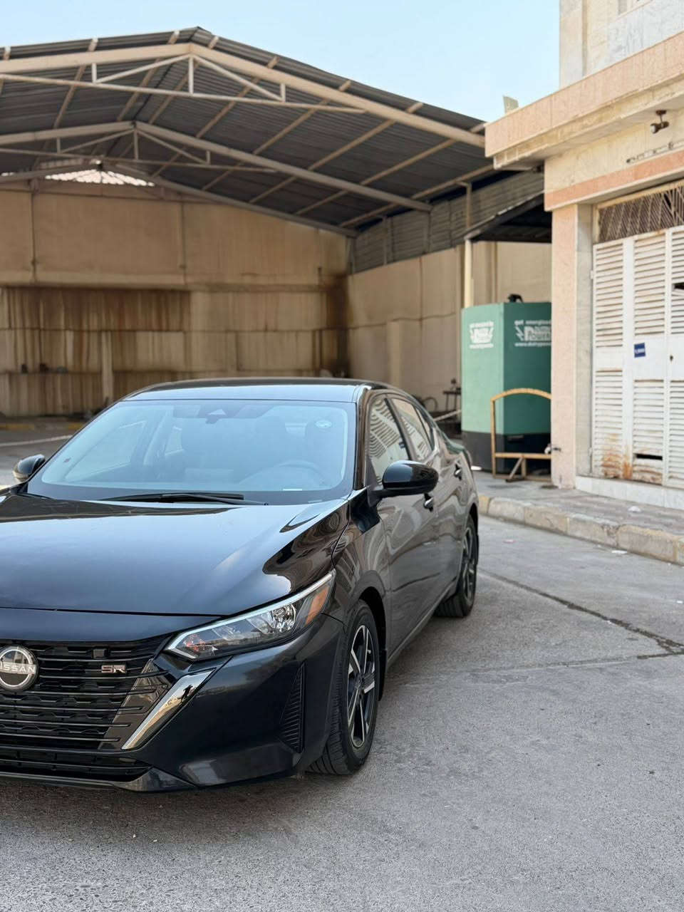 nissan sentra sv ***********
مؤديل 2024
مواصفات SV
(به سمه ، شاشه گه وره ، گيج الكترؤنى، ٥ رادار . ختي جاده  ، لايت ، ويل كرؤم)3 بارجه كليره  بيش و بشتي كبسه كه بس بي ئرباگ  بي دواخل هه موو شتكى به شه رت كيروو مكينه تبريد به شرت به رد رادار بلادي . بلادي *********** كاتي ٣ مانك أربيل, العراق
