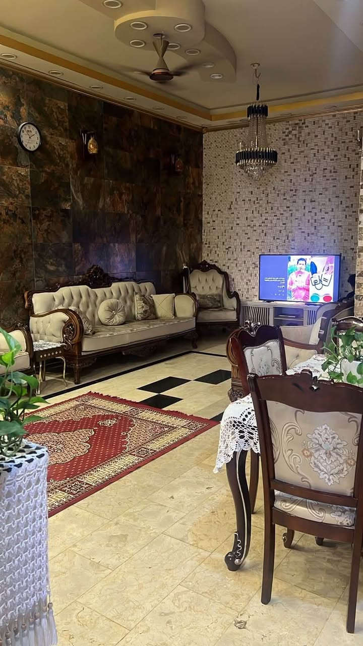 بيت للبيع مساحه 100متر طابقين بناء طابوق درجه اولى قريب على الشارع العام وقريب على خط الكوسترات موقعه جدا ممتاز طابو زراعي سند 25باسمي تحويل مباشر السعر 165وبي مجال ***********

