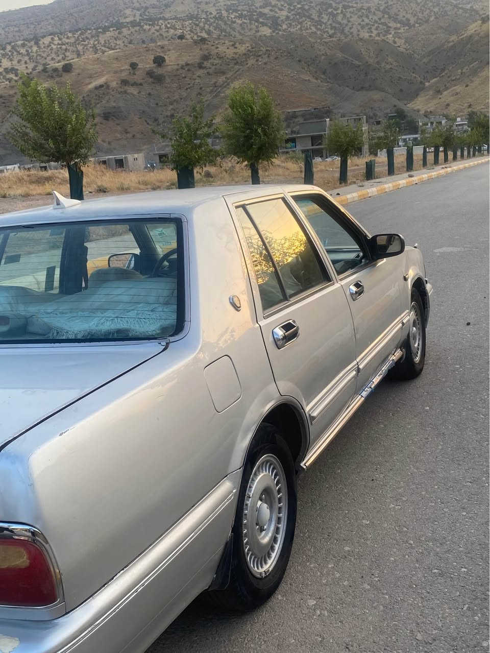 نیسان سدریک 
مۆدێل ٢٠٠١
گێرومەکینە بەشەرت
تەبرید لەسەر سویچ
تەقەو ڕەقەی بەشەرت
١٨٠هەزار غرامەی تێدایە دوایمعامەلە نۆی دەگێڕمەوە
تەحویل بەشەرت 
سعری ٣٨گەڵاو مەجال
براوە و وەڕگەڕان بەشەرە
بۆ زانیاری زياتر تەلەفۆن 
بۆخاوەنی بکە*********** دخان, السليمانية
