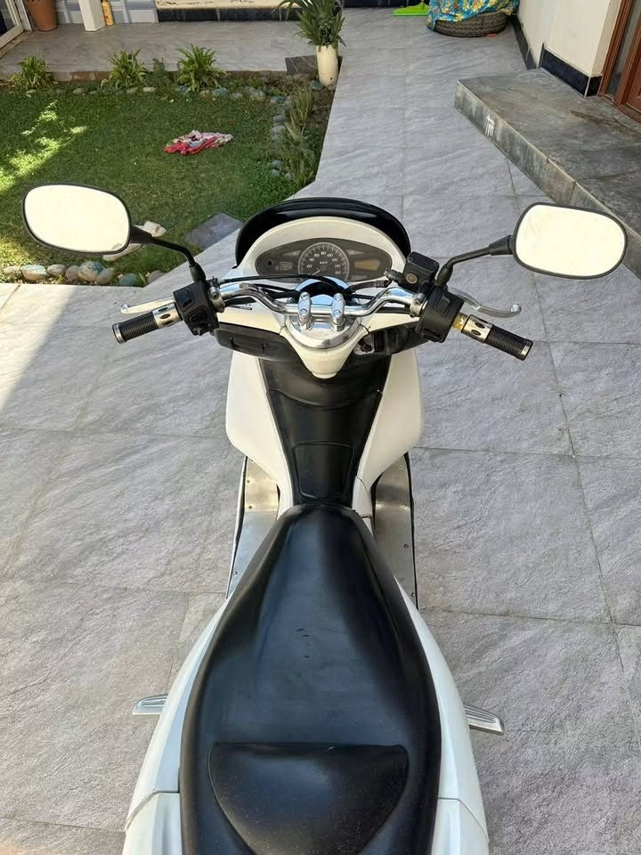السلام عليكم  pcx.  جيل الاول المرغوبه  محرك 125  كلها 

شغاله نكره سلف بكل وقت  ب مليون و 300

الاستفسار اكثر اتصل وتدلل )(***********) 

المكان سامراء

