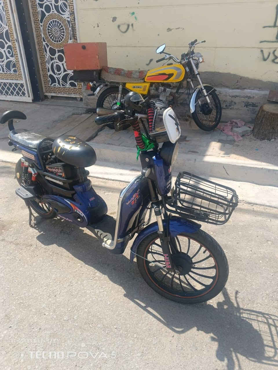 دراجه شحن للبيع للستفسار 
*********** واتساب

نص مكتوب في الصور:
- ١٠:٠٧ ٢٠٢٦/٠٩/٢١
- TECNO POVA 5
- ١٠:٥٧ ٢٠٢٦/٠٩/٢١
- ١٠:٥٨ ٢٠٢٣/٠٩/٢٧