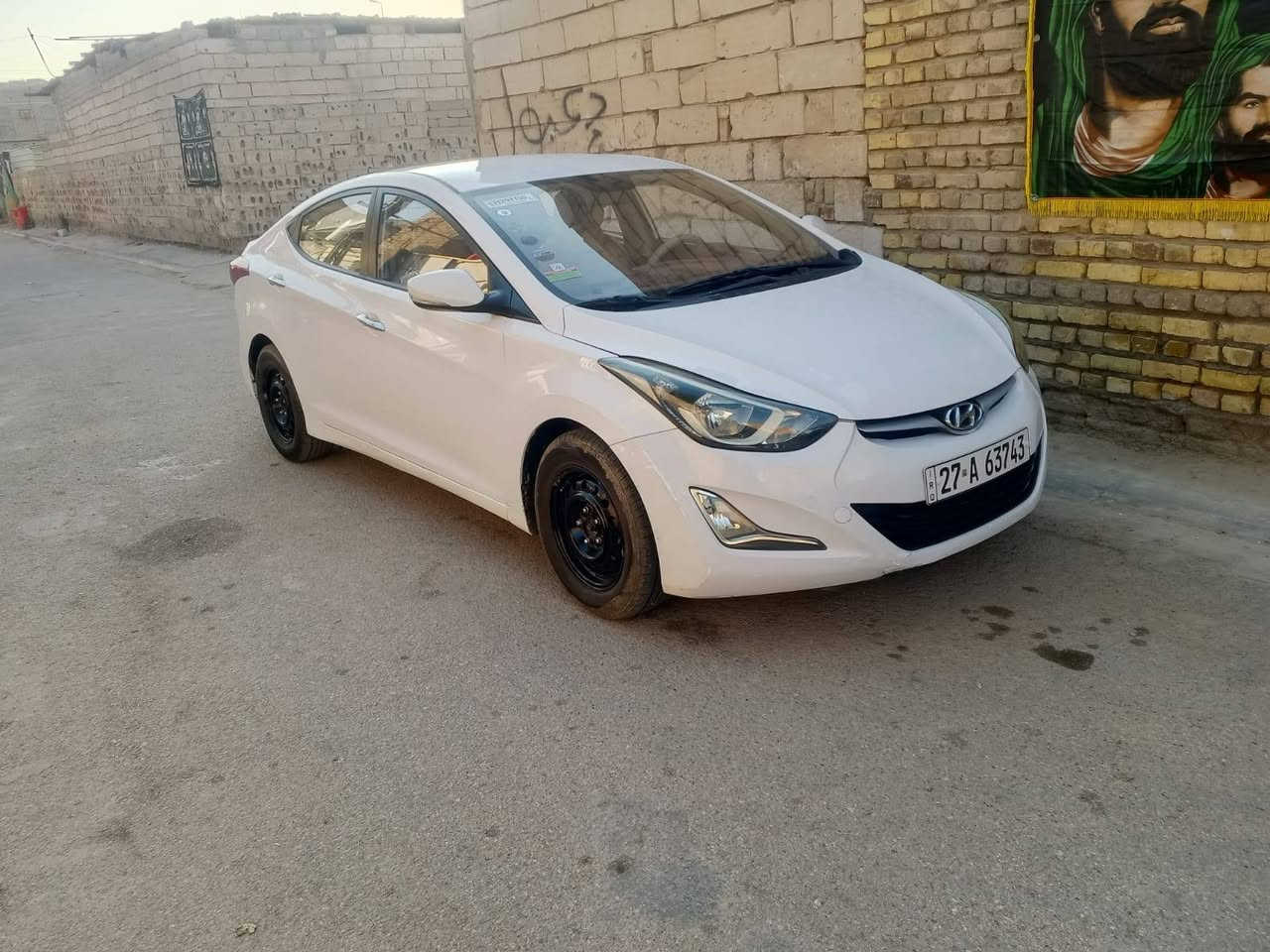 السلام عليكم انترا 16 للبيع خليجيه سياره بسمي كير مكينه كفاله وفحص كدامك سعرها 115 وبيها مجال *********** وشكرا
