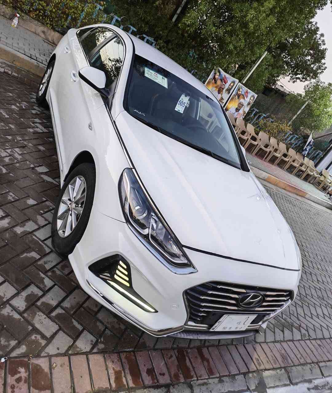 سلام عليكم سوناتا دخول جديد ١٩ كورية خط واحد غاز
جاهزة مكينة الفين دوش
تبريد قطعتين
سيارة مابيه نقص جديدة ماشية ٩٠ ألف
عنوان بغداد

***********

