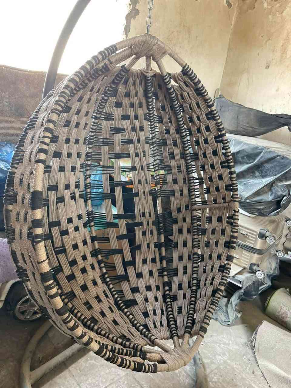 مرجوحه  تعليك 
سعرها 
١٠٠ الف 
***********
