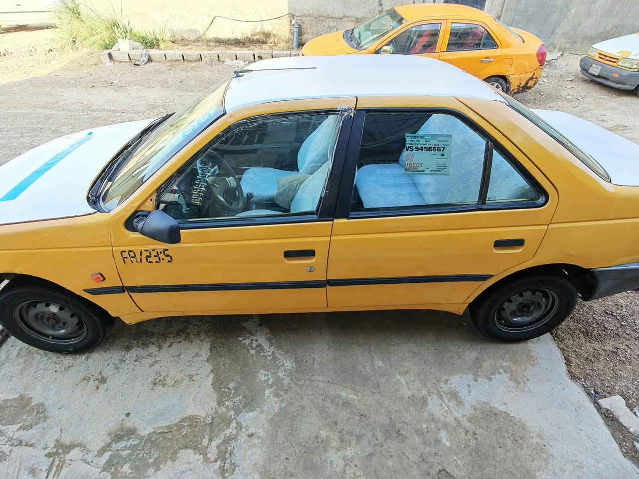 بيجو 2009 سياره جاهزه كفاله جير محرك تخون تاير صدر حداديه غير كلش حلوه للبيع 25 رقم تلفوني***********
