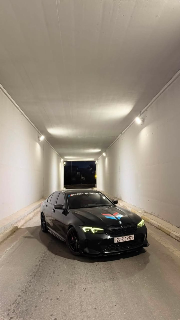 السلام عليكم 
ماشاءالله الحلال للبيع
احلى m340i  
2023 موديل 
دفع خلفي يعني ونسه rwd
فول للاخير 
داتاشو
كامرات
سماعات هارمن 
داخل قيسي بلادي
وبعد هواي
ماشيه 37 الف
بيها جاملغ وباب مبدلات نفس اللون 
ايرباك سستم
رقم اربيل 
مكانها بغداد زيونة
***********
