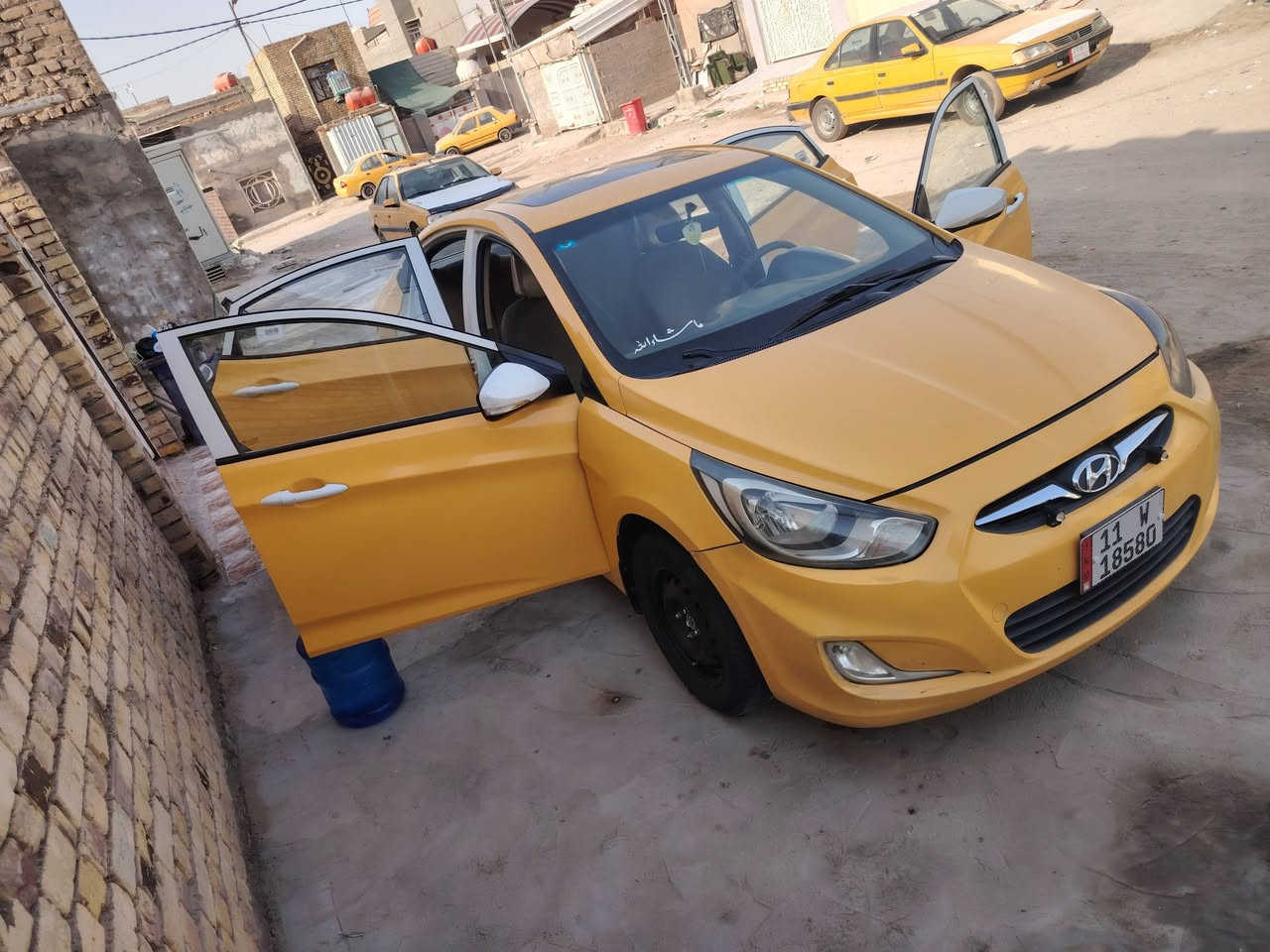 السلام عليكم
اكسنت مديل 15 خليجي فول مواصفات فتحه تحكم اشاير با لمري 1600كفالة عامة من كلشي ما عده بارد تحويل ثاني يوم بأسمي  مكاني ديوانية

سنوية جديدة مصفرة هيئة وغرامات 

 للتواصل واتساب فيس ما متواجد ***********
