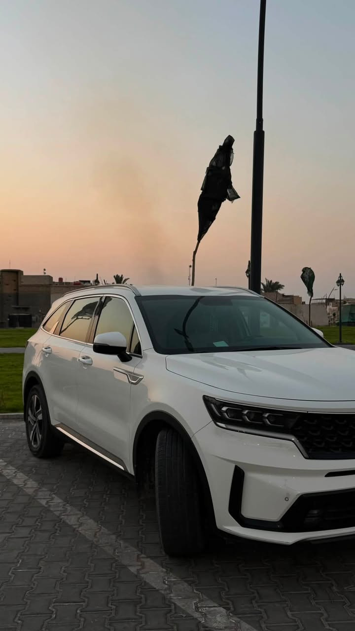 سورنتو 2021 رقم اربيل  مكفولة كفالة عامة من الصبغ والدعمة ، السيارة جديدة مابيها اي مشاكل خارجيه او داخليه استخدام شخصي ونظيفة ، السيارة ماشية 96 الف ويمكم الصور و واضح بيها كلشي ، سعر السيارة 245 ورقة مع مجال بسيط ، رقم التواصل ***********
