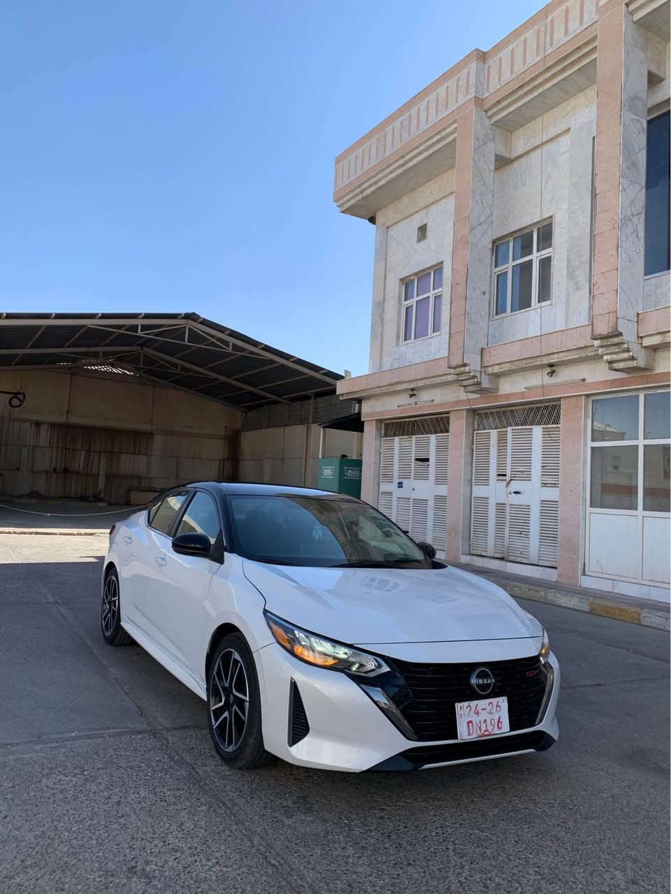 Sentra 2025 Sr فول عدا سقف 
سياره بدون صبغ بدون ارباك 
فقط قطع جملغ تعديل 
ماشية: 41
مكان عقرة
سياره تترقم شمالي 
رقم الاتصال:*********** أربيل, العراق
