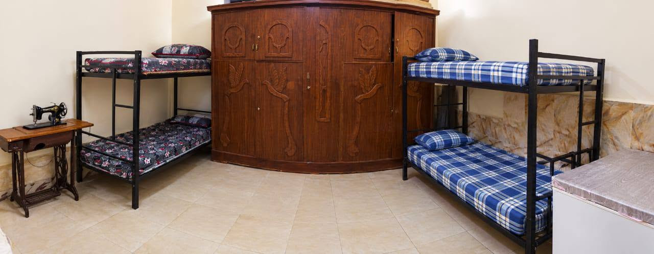#بيت_للبيع
فرصة مناسبة للسكن والبيع مستعجل مع وجود مجال للتفاوض.

📍 الموقع: الصويرة – حي الزهور – شارع العمارة قرب مدرسة الحديد الهيكل
 المساحة: 100 متر مربع
 طابو صرف يتكون من طابقين
يتكون البيت من :  غرفتين نوم + مطبخ حار +مطبخ بارد+ حمام+ حمامات خارجية + صالة  + استقبال + سطحين

💰 السعر  :  75 مليون وبي مجال اذا شراي

📞 للتواصل والاستفسار:
***********
***********

