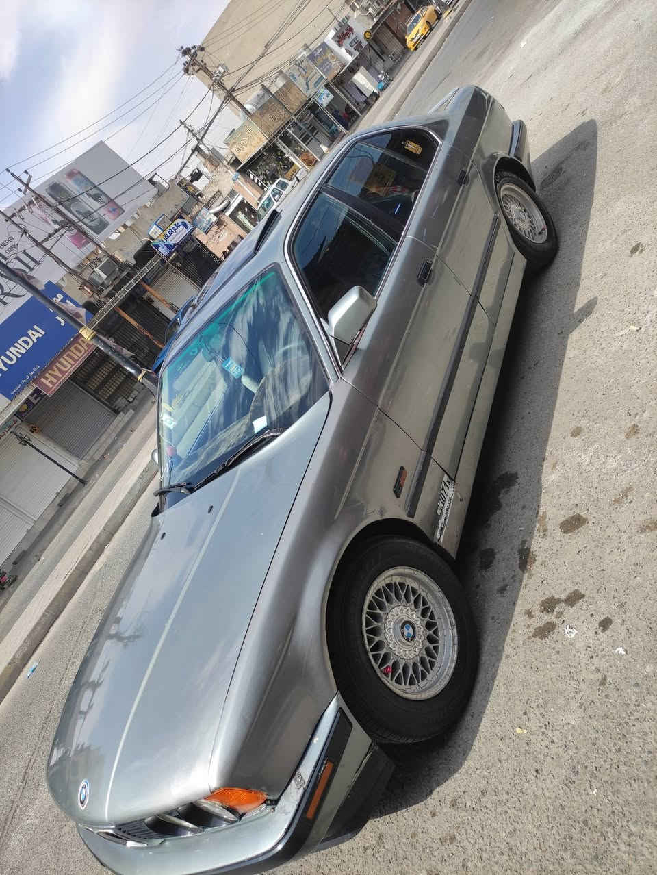 سلام عليكم بيئم موديل 91تبريد ثلج محرك فل مفتوح تخم تاير جديد انبار رقم دولي دفتر بانزين حداديه جديده محرك 6سعر 45مراوس حسب قناعه اذا تنطي فرق واتساب ***********
