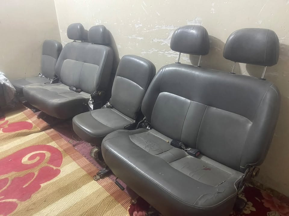 السلام عليكم كشنات كلش نضيفات وكاملات اكو بعد بس ما مصورهن 

*********** واتساب 
***********
