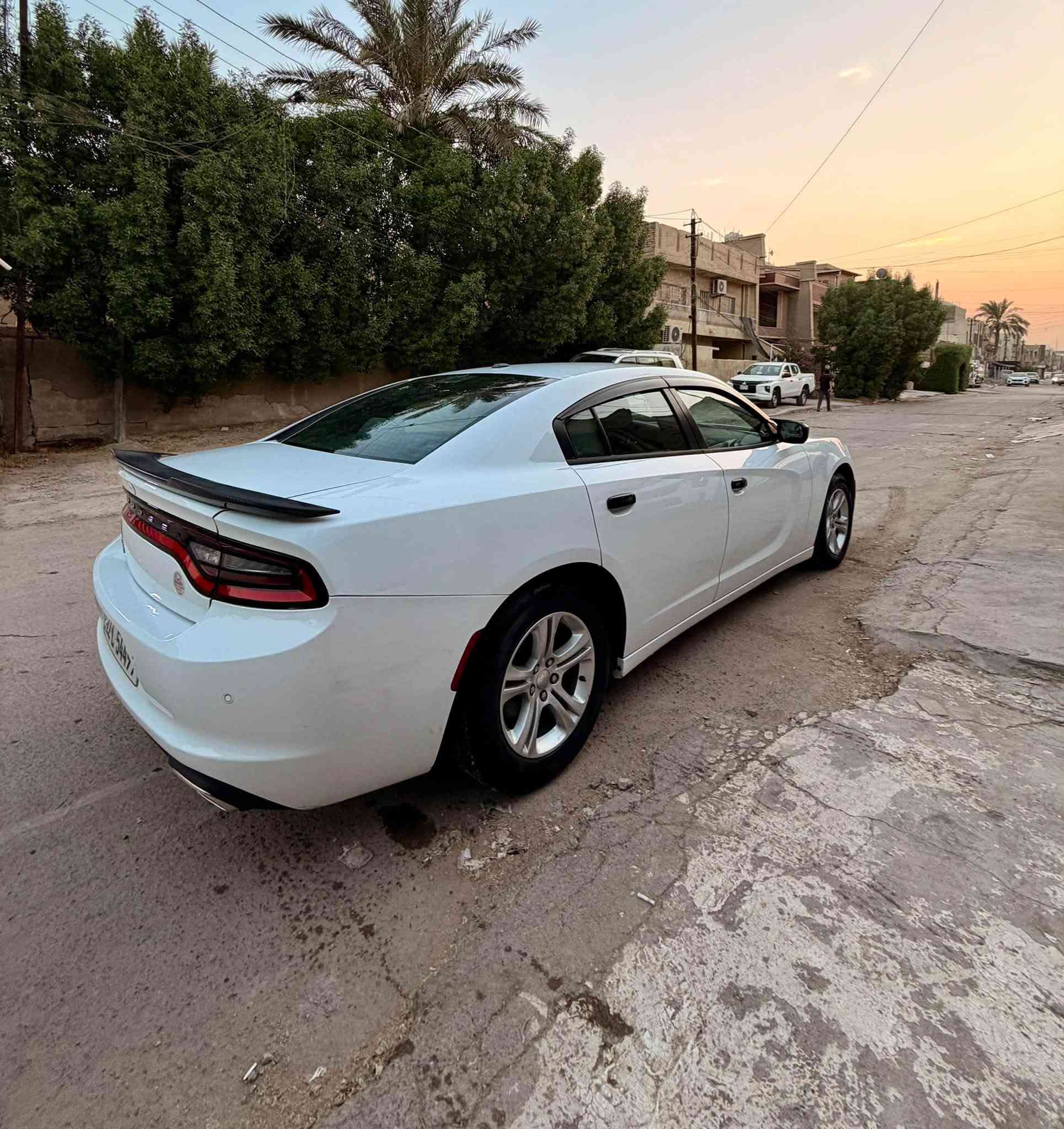 السلام عليكم 
جارجر خليجي هارلم 2019 sxt
مواصفات الsxt 
ماشية 91,500 ميل
بيهه طخة خفيفة بالجاملغ الخلفي ومصلح بارد 
وطخة خفيفة ( موضحة بالصور ) خشم الجاملغ الامامي
الباقي مكفول كير محرك 
صدر تايرات جدد 

***********

