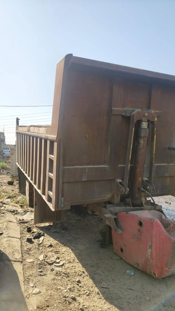 للبيع للبيع: بدي قلاب سويدي متكامل مع الجك والريمونت والجاملغات! 🚚 طوله 460. موجود في صناعة وادي عكاب قرب السجة. السعر 35$ فقط! 🤑 للتواصل: ***********. #للبيع #قلاب_سويدي
