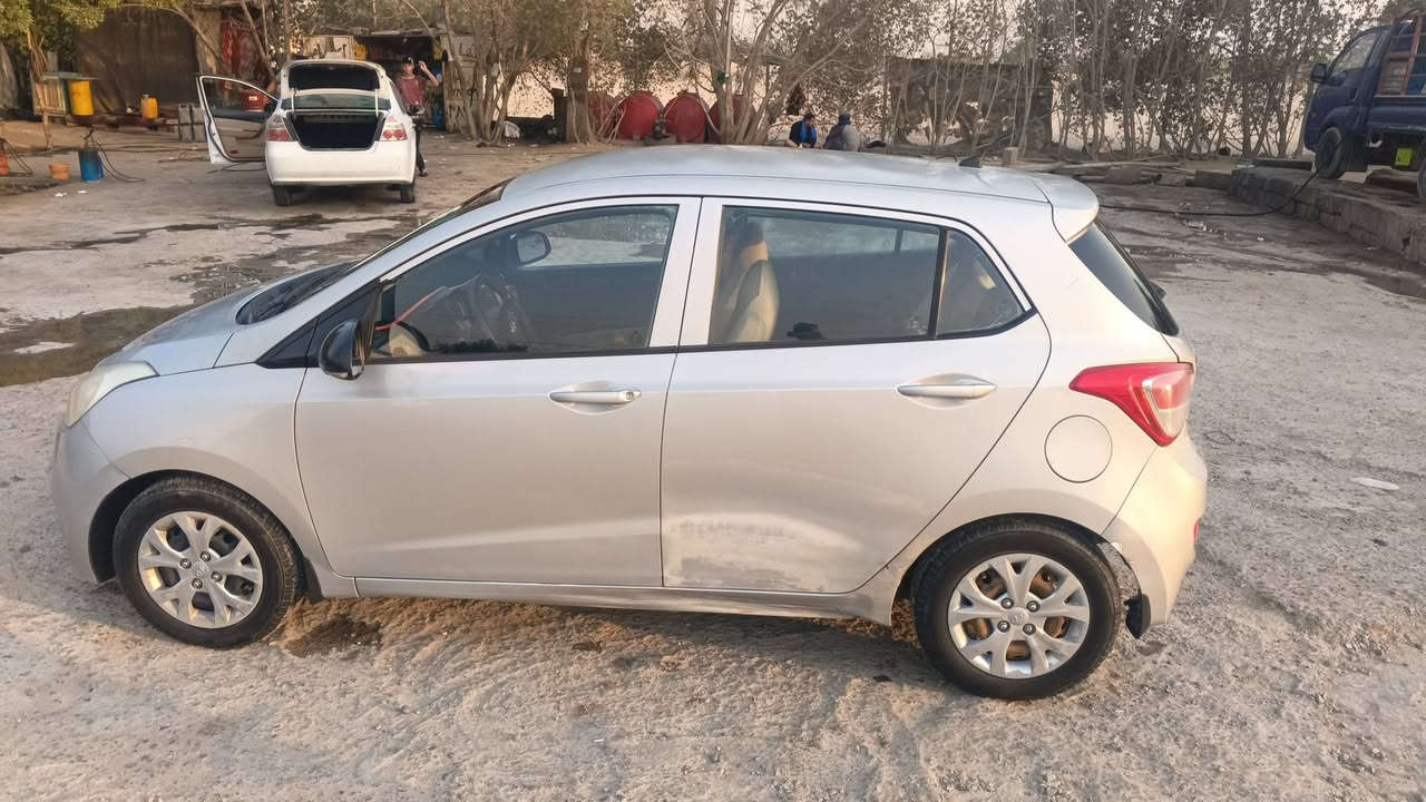 السلام عليكم
هونداي اي10 
موديل 2015 كراند
السياره بيهه نص الباب الخلفي صبغ وشويه بلبنيد
السياره جاهزه حداديه تبريد تايرات
المكينه بيهه تبخير قليل بدون تنقيص 
شاشه مري كهرباء كامره تحكمات
ماشيه 100 الف
رقم كربلاء دولي باسمي
السعر 73
مكان السياره النجف الاشرف 
*********** وات ساب
