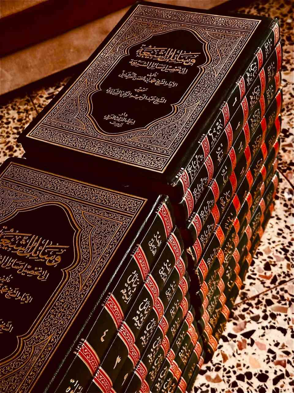 وسائل الشيعة طبعة قديمة اصلية
20 مجلد 
السعر 85 الف نهائي جوة السوگ
واتساب ***********
