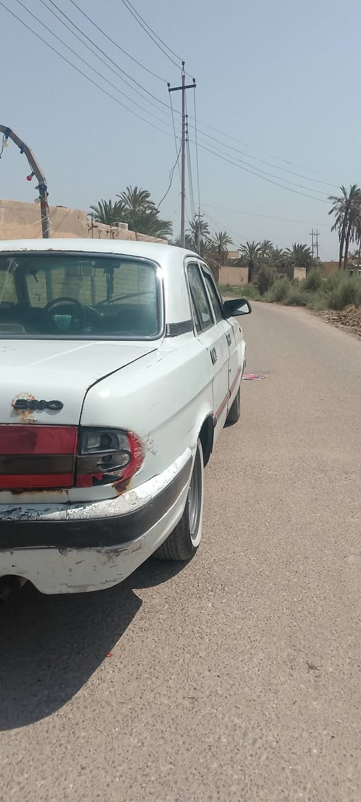 سلام عليكم سياره فولكه للبيع باسمي مكينه توني شادهه ونجي سياره نعمه من الله تبريد عوزه كمبريسل سعر 35 وبيهه مجال للستفسار هاذه رقمي *********** ما متواجد علا الفيس المكان سوق الشيوخ
