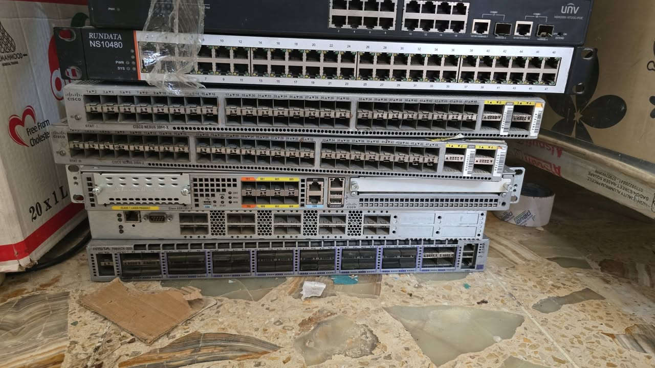 السلام عليكم غراض انترنت مستعملة للبيع
سكترات 120 ubnt ب ٥٥
دشات 30 ب ٧٥
دش 30 ubnt ب ٥٠
دش هايبر ٣١ ب ٥٠
٩١٢ ب ٤٥
اومني مع ٩١٢
سكترات تيتانيوم ٢.٤ مع روكت ٢.٤
5009 1009 مني 
1009 بلص
1036 
سيسكو ١٠ كيكا
سيسكو كله كيكا
سيسكو بورتين كيكا 
هبات ١٠٠
محولات ميموسا 56V
محولات ايرفايبر 50V
راك  ٦ يونت
باتش بنل 24
باتش بنل ١٦
باتش بنل ٨ 
Asr1100
Hp 48G
Hp server
Hard Ssd
جمبر sfp 100G
جمبر sfp 40G
جمبر sfp 10G
بور سبلاي بدالة 48V
عاكسة مكزما 850
عاكسة مكزما 1500
عاكسة فاربر 800
سويجات POE 48V

محولات اصليه 
اسفبيات ١٠ كيكا وعندي كيكا
يوجد توصيل كافة المحافظات 
***********
