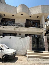 بيت للبيع مساحته ١١٠ الطي شارع الوزراع الفرع الرابع بالنهاية طابقين ون...