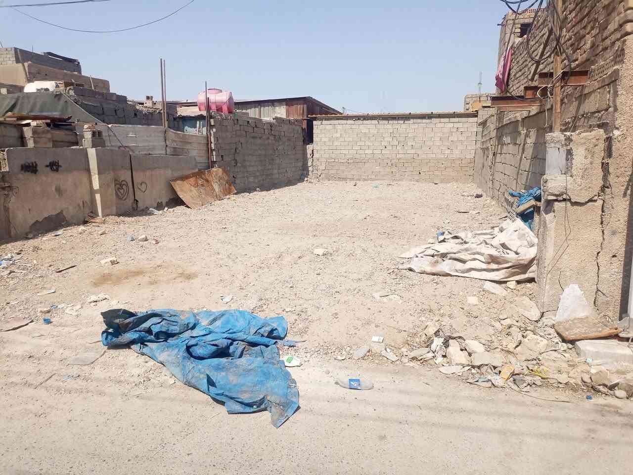 سلام عليكم  
قطعه ارض لبيع او مراوس بيت 
المساحه 160
الموقع حي النصر بعث العلمي مقابيل المركز شارع نضيف 
السعر 45وبيه مجال *********** واتساب موجود
