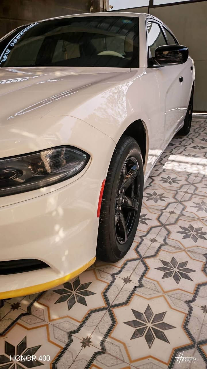 السلام عليكم
للبيع جارجر موديل 2022 أصل رقم بغداد بأسمي مكفوله كفاله عامه مكينه SXT  ،  3600 سته سلندر تو ويل ، كير مكينه تبريد كفاله ، تخم تاير جديد وعليها ادامه كامله السياره جديده وجاهزه ماشيه 110mil
مكاني ذي قار 
***********
