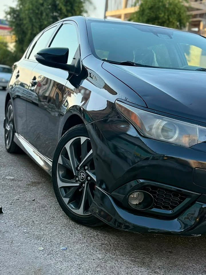 سلام عليكم 
كورولا ٢٠١٧
نص بنيد صبغ فقط
مكانين اصغار بارد
كير مكينة تبريد حدادية مكفولة
مكينة ١٨
سعر ١١٣ ورقة وبيها اشوي مجال
مكاني اربيل 
***********
***********

