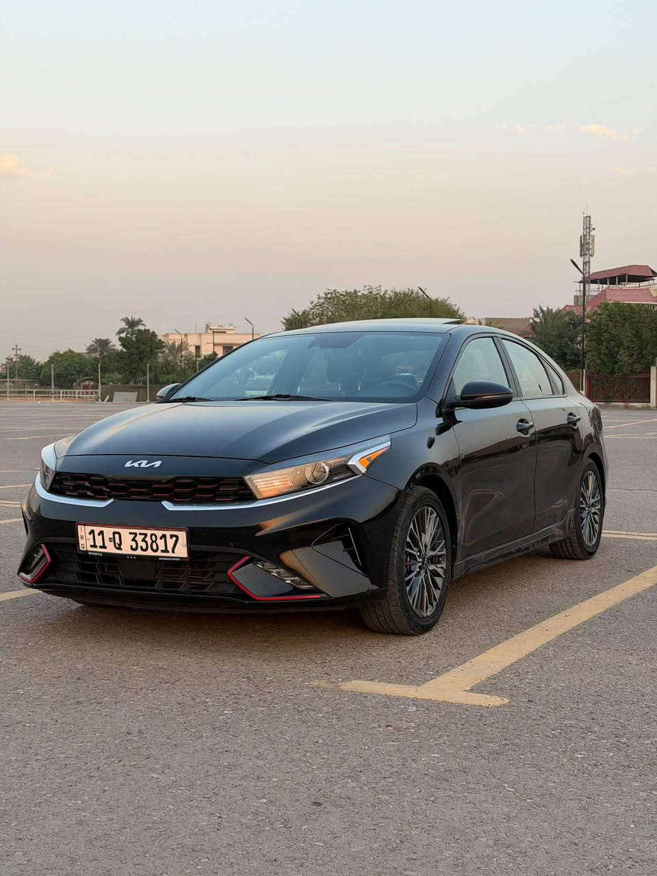 كيا فورتي جي تي لاين موديل 2023
لون اسود لامع. ماشية 70,000 km 
فول مواصفات
محرك 2000 دوش
-بصمة
-فتحة سقف
-شاشة كبيرة
- تشغيل عن بعد
- لد نهاري
-هاند بريك بصمة
-كامرة دوارة
-كشنات تطريز تطعيم جلد
-تحديد مسار
-اوتو هولد
-نقاط عمياء
-توقف ذاتي
-رادارات 360
وباقي المواصفات المعروفة
حادث السيارة الجاملغ. والباب مال جهة السايق مبدلات اصلي وكالة وبيه صبغ شبر بالهلال مال جاملغ الخلفي اثر شخط بدون ايرباك
3kpf54ad4pe590497 : رقم الشاصي 
السعر ١٤٧ وبيها مجال 
مكان السياره بغداد حي جامعه 
رقم الهاتف ***********

نص مكتوب في الصور:
- BIDCARS