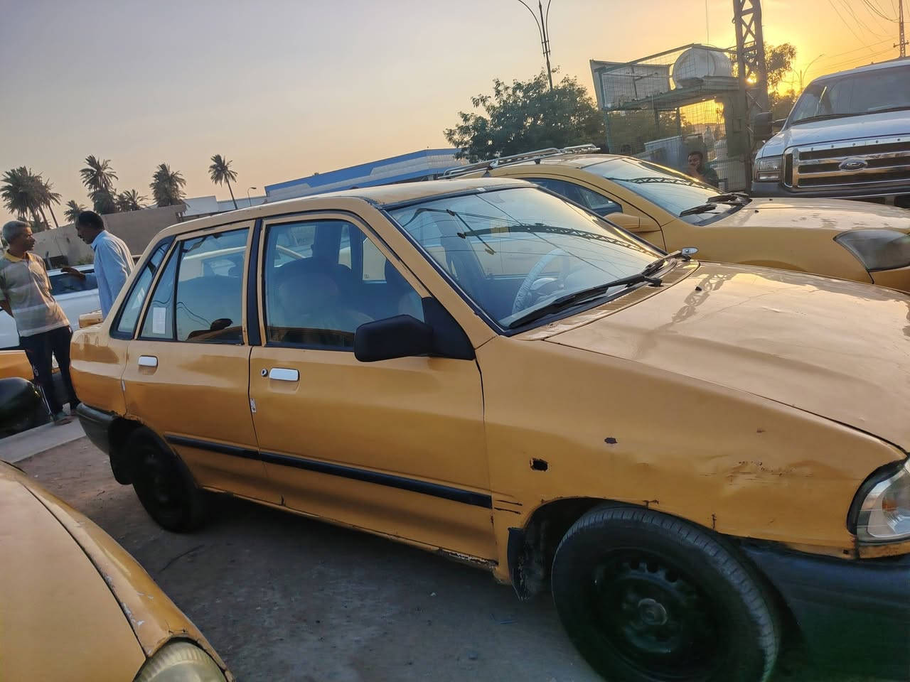 سايبه لبيع موديل 12 السعر 13 ورقه هيئه وغرامات 240 علا اليشتري بيها تخم تاير والحداديه جديده بيها خيط بخار الكير كفاله للاستفسار الاتصال على الرقم ***********
