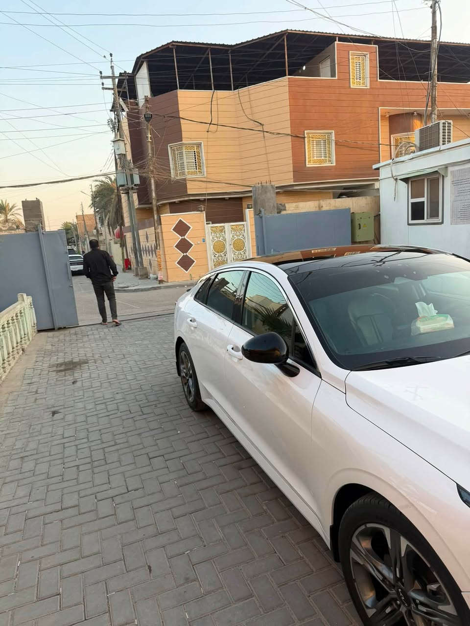 كي 5 2023 وارد امريكي
كيا كي 5 2023 فئه exفول مواصفات 
بصره حره وارد امريكي حادثها فقط بنيد ومصلح نفسه ومصبوغ وبيها بارد السياره 
السعر170 وبيها مجال 
***********
***********
