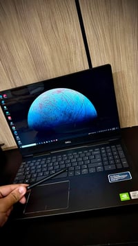 Dell Inspiron 7591 • i7 الجيل العاشر • ١٥.٦ ٤K لمس
