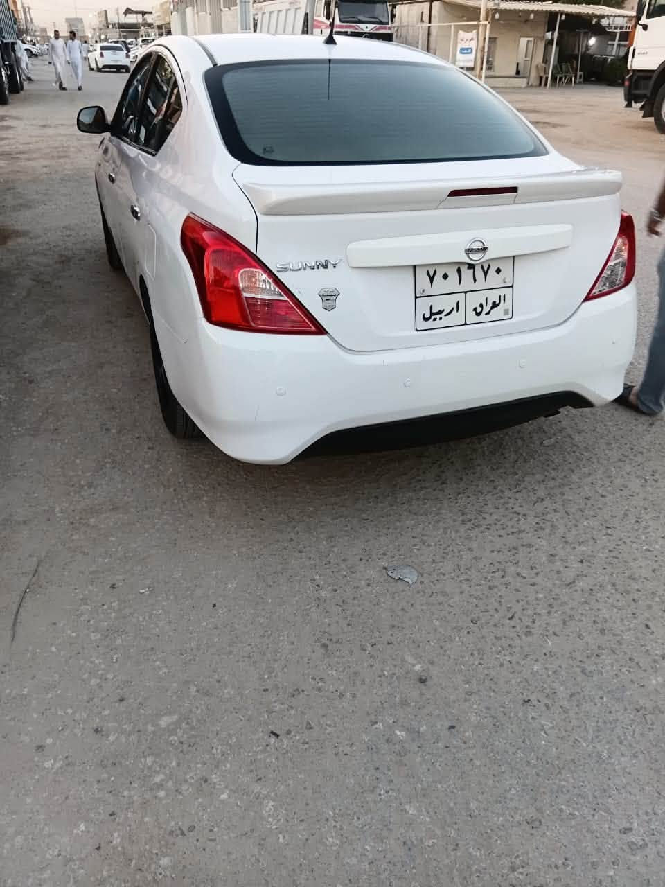 نيسان صني 2022مكفوله ماعده طخه بسيطه بل الجاملغ الخلفي ماشية 90الاف مكاني النجف السعر 100وبيه مجال ***********
