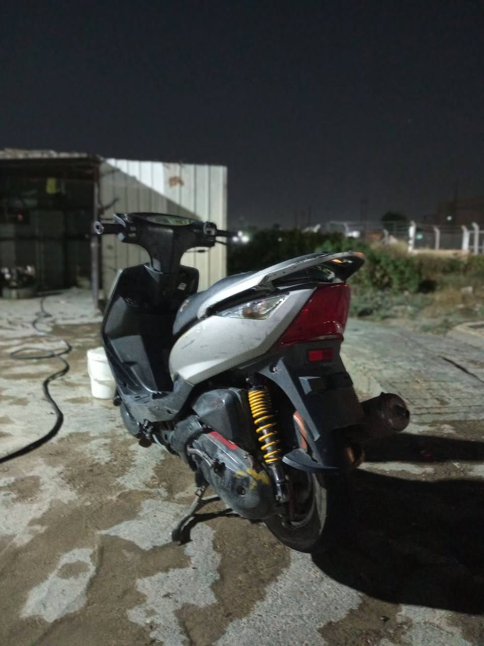 سلام عليكم دراجه ثعلب للبيع دراجه نوزل نكره سلف بي وقت سعر 425وبيه مجال الطيبين مكاني بغداد سبع البور رقم الهاتف *********** واتساب موجود
