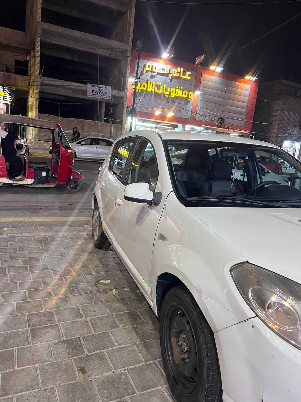 سانديرو • ٢٠١٢ • ١٦٠٠